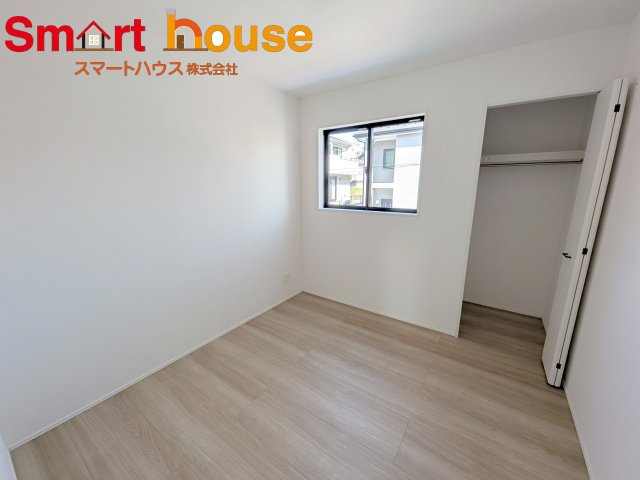 桂台西5期全8棟の洋室