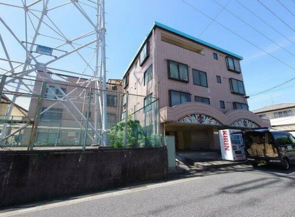 クレスト東大宮の外観