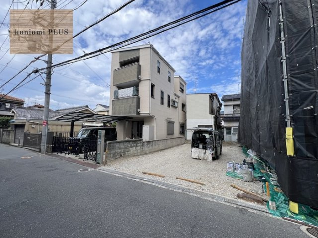 寝屋川市高柳5丁目の前面道路含む現地写真