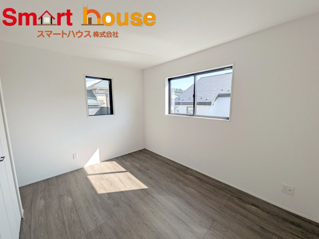 桂台西5期全8棟の洋室