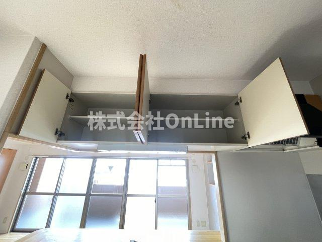 グラシア　久宝園の収納