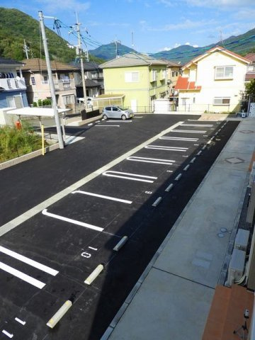 ヒノヒカリの駐車場