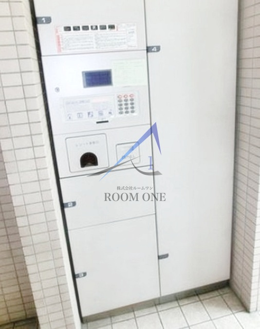 松戸中央公園パーク・ホームズ弐番館のその他共用部分|宅配ボックスです。