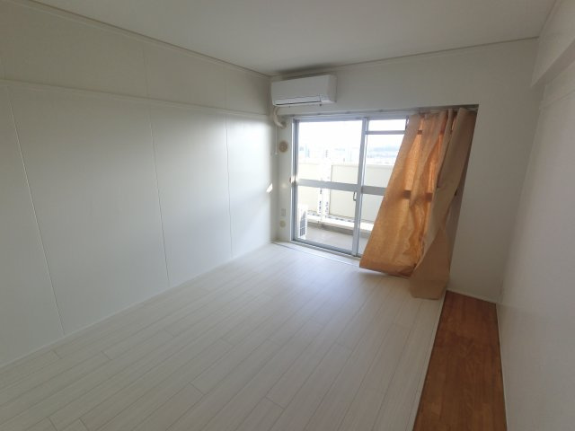 【居間・リビング】 | ビレッジハウス成田吾妻　1号棟