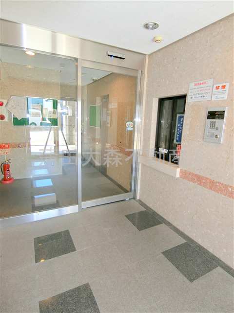 矢口渡駅人気賃貸1LDKのエントランス|オートロック宅BOX付のエントランス　