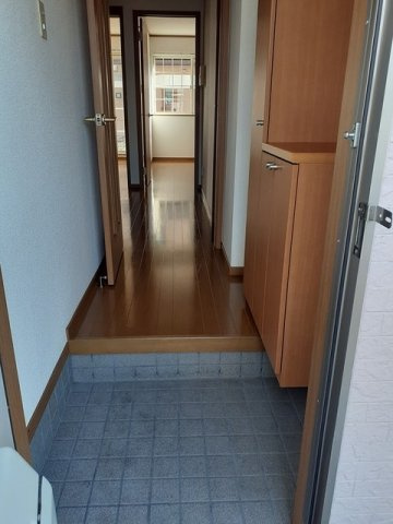 アメニティレジデンスの玄関