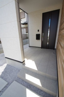 【エントランス】 | 【仲介手数料無料！！】八王子市北野台3丁目　新築戸建て（全1棟）1号棟　4999万円
