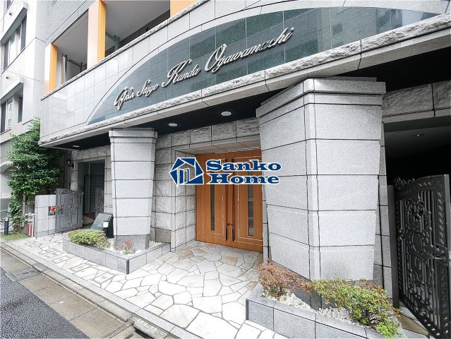 ガラ・ステージ神田小川町のエントランス