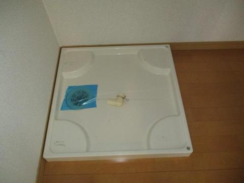 ノアージュのその他|洗濯機置場