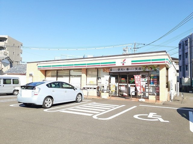 ヴィラ　クレインの周辺|セブンイレブン松橋２丁目店まで400m