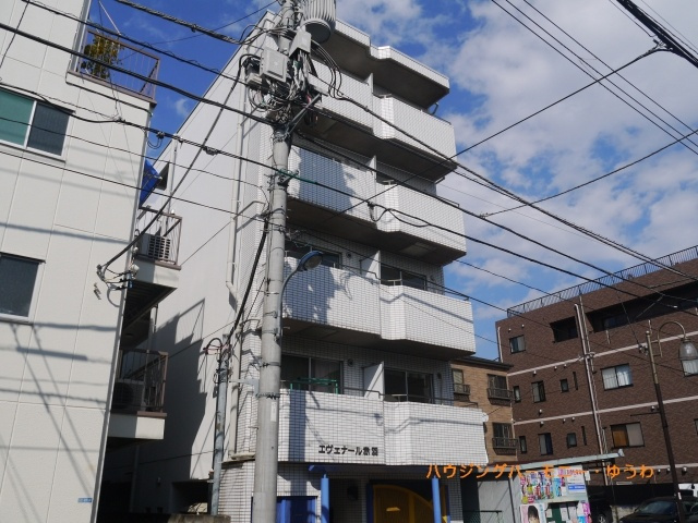 【外観】 | エヴェナール赤羽 | 前面タイル張りのRC造。しっかりとした建物です。