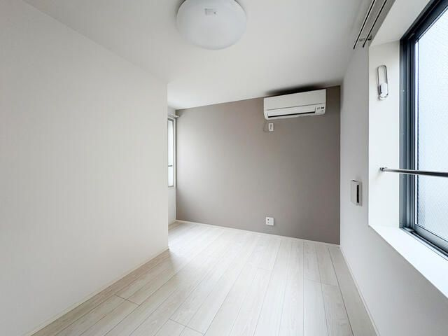 アルタアレナの洋室
