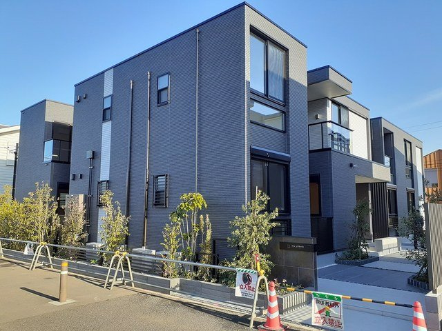 ミア　エチケードの外観