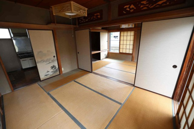 【内装】 | 越生町春日 中古住宅 | １階和室６帖続き間