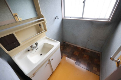 【独立洗面台】 | 越生町春日 中古住宅