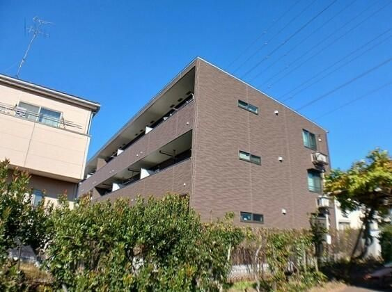 綾瀬市大上５丁目のアパートの外観