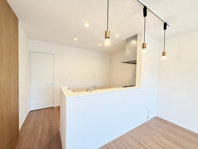 嵯峨折戸町のキッチン