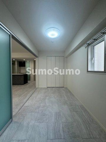 Wonnal堺筋本町(ワンナルサカイスジホンマチ)の寝室