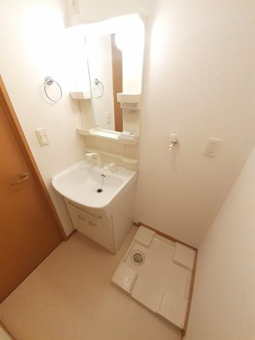 カルナック石鍋の洗面所