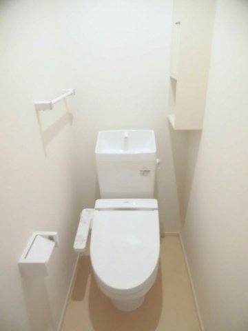ブリーズ・フルールのトイレ|コンパクトで使いやすいトイレです