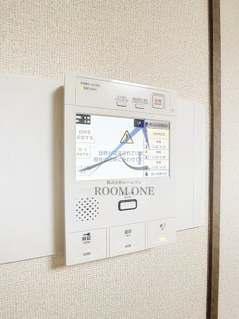 プレール目黒リバーサイドのセキュリティ|モニター付きインターホンです。
