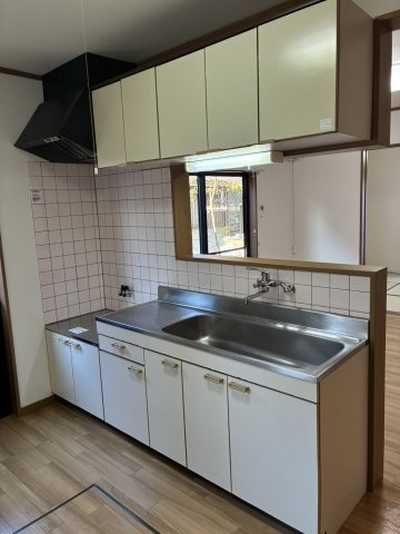 上新栄町6丁目嶺山館のキッチン