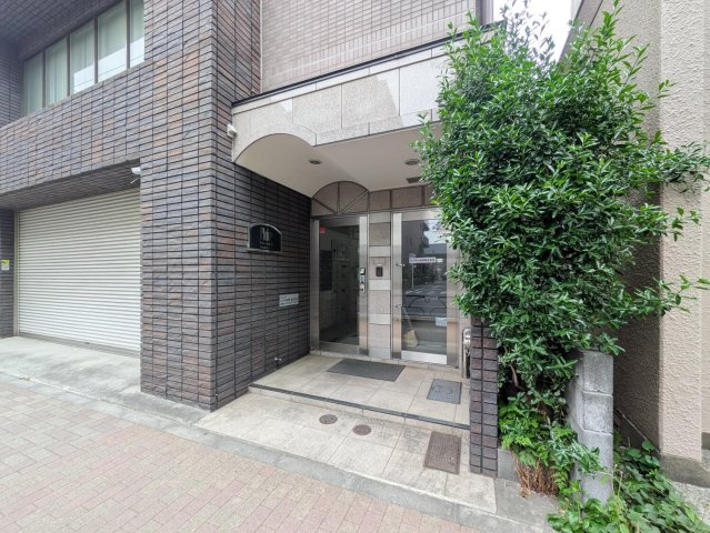プレール桜台のエントランス|毎日通るエントランスはこのようになっています