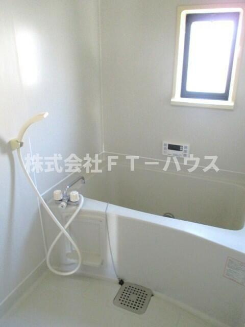 サンライズ・サンビレッジ　Ｃの浴室