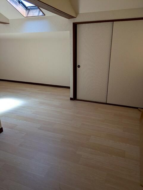 平戸町店舗併用住宅の内装