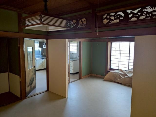 平戸町店舗併用住宅の内装