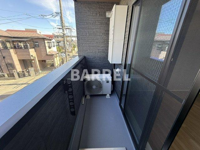 Louis Apartment豊中蛍池イーストのバルコニー