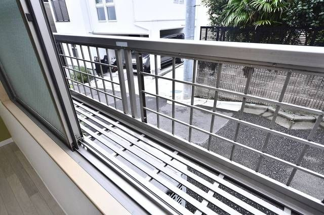 パレス梅ヶ丘Ⅰのバルコニー
