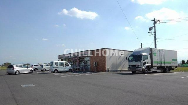 フリューゲルⅡの周辺|セブンイレブン前橋南高校前店まで800m
当社、チルホームのHPもご覧ください(^^)/物件情報多数♪