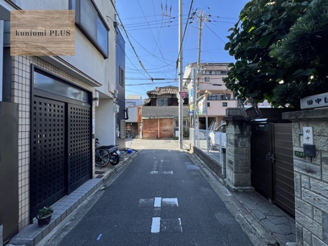 大阪市城東区成育4丁目の前面道路含む現地写真