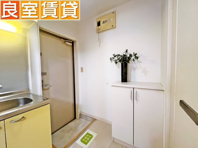【玄関】 | クレフラスト鶴里南