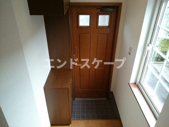 メゾンサンローゼＡの玄関|高崎、前橋のお部屋探しはエンドスケープまで！お客様の理想お聞かせ下さい♪