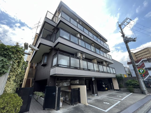 リバーサイドハウス（近畿大学　一人暮らし）の外観