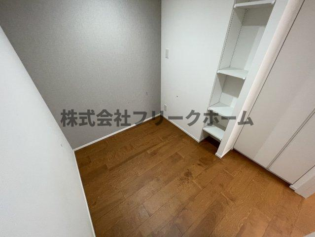 武蔵野市吉祥寺東町２丁目の賃貸マンションの寝室