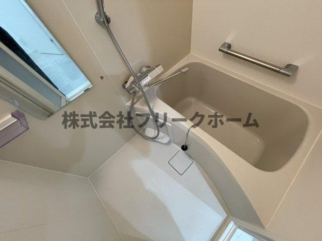 武蔵野市吉祥寺東町２丁目の賃貸マンションの浴室