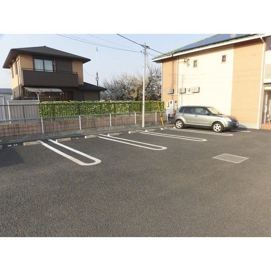 Ｓａｉｎｔｐａｕｌｉａ（セントポーリア） の駐車場