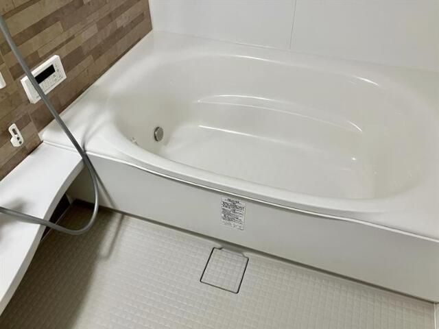 新吉田東戸建の浴室