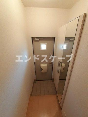 グランデ　フィオーレの玄関|高崎、前橋のお部屋探しはエンドスケープまで！お客様の理想お聞かせ下さい♪