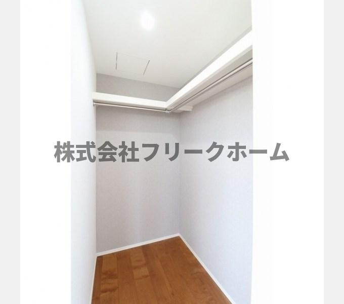 武蔵野市吉祥寺東町２丁目の賃貸マンションの収納