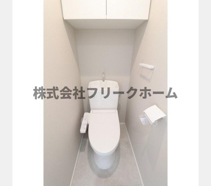 武蔵野市吉祥寺東町２丁目の賃貸マンションのトイレ