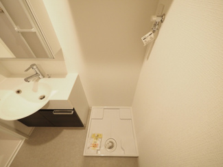 【設備】 | ArtizA瓦屋町Ⅰ | 洗濯機置き場です
