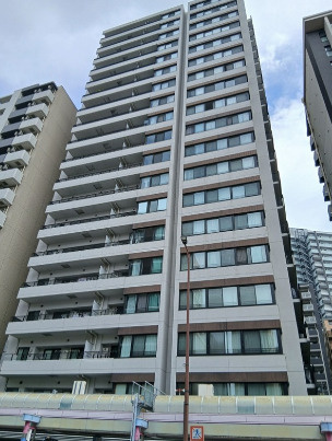 シャリエ松屋町タワーレジデンスの外観