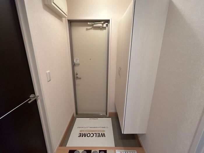 セジュール　B棟の玄関