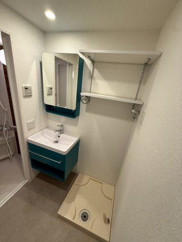 セレニテ三宮リアンの洗面所|同物件別部屋写真