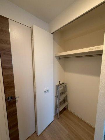 セレニテ三宮リアンの収納|同物件別部屋写真