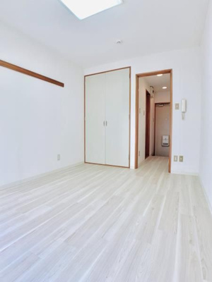 【内装】 | グリーンハイツ豪徳寺 | 白基調の明るいお部屋です♪